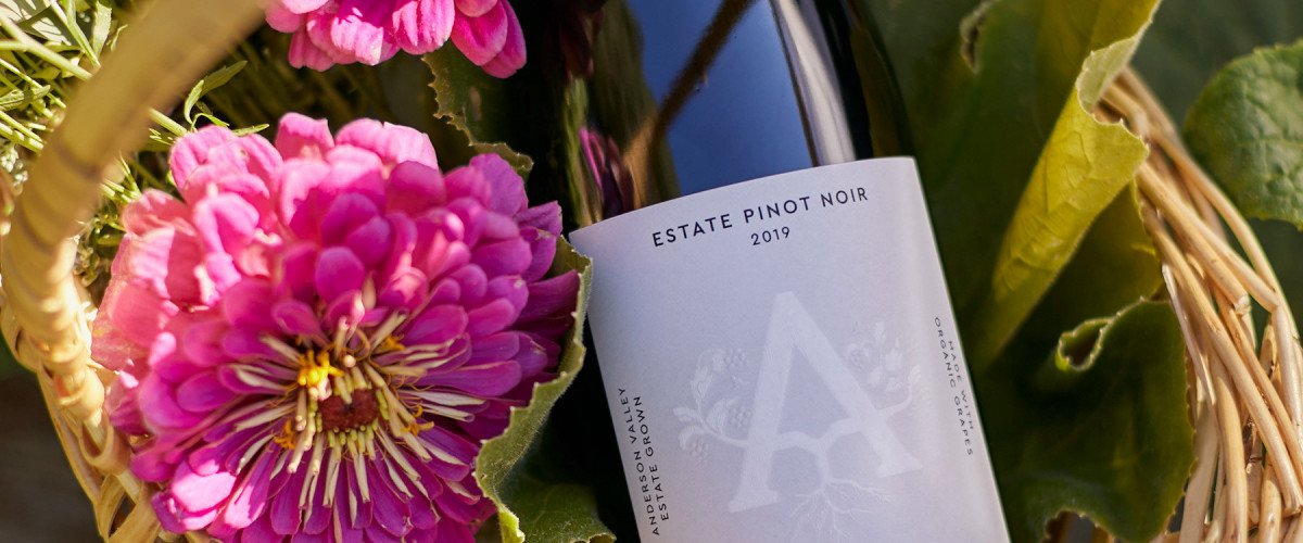 Domaine Anderson Estate Pinot Noir in Basket