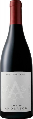 Bottle Shot for {materiallist:brand_name} Estate Pinot Noir {materiallist:vintage}