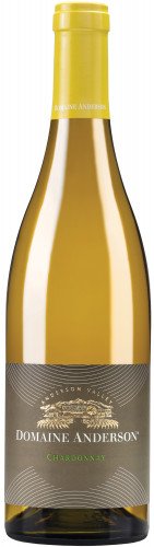 Bottle Shot for {materiallist:brand_name} Estate Chardonnay {materiallist:vintage}